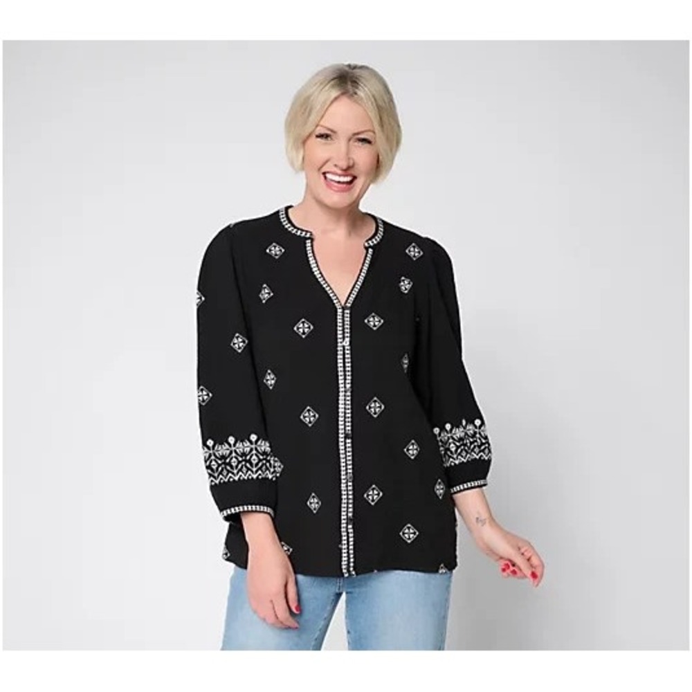 Ree by The Pioneer Woman Split Neck Embroidered Peasant Blouse Black, Large